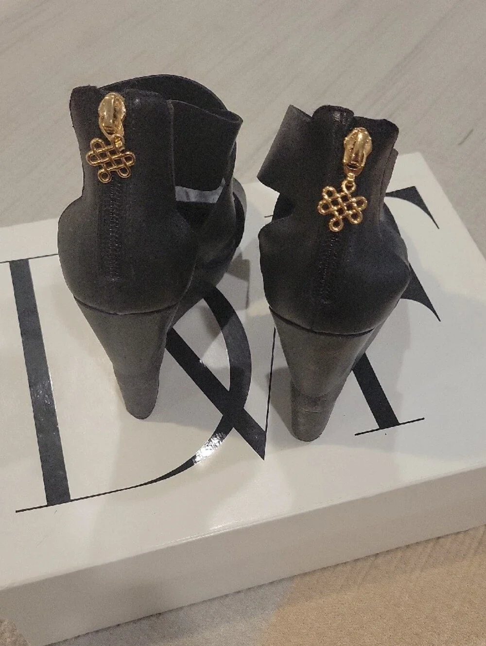 Diane Von Furstenberg Black Strappy Wedge Sandals